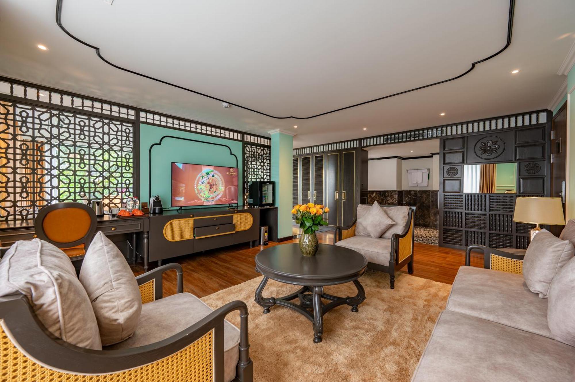 Bel Marina Hoi An Resort Экстерьер фото Living room of a suite