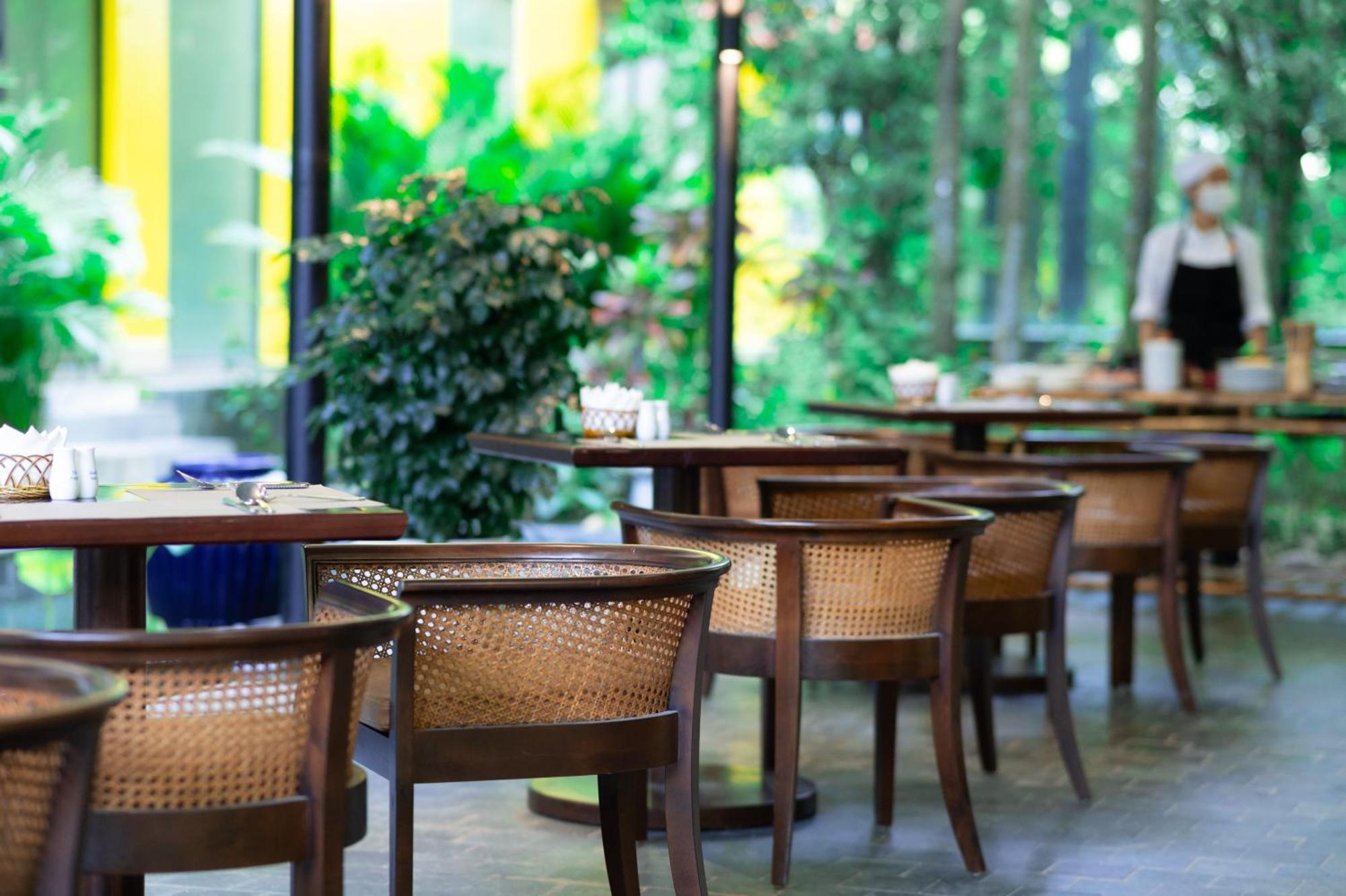 Bel Marina Hoi An Resort Экстерьер фото Restaurant interior