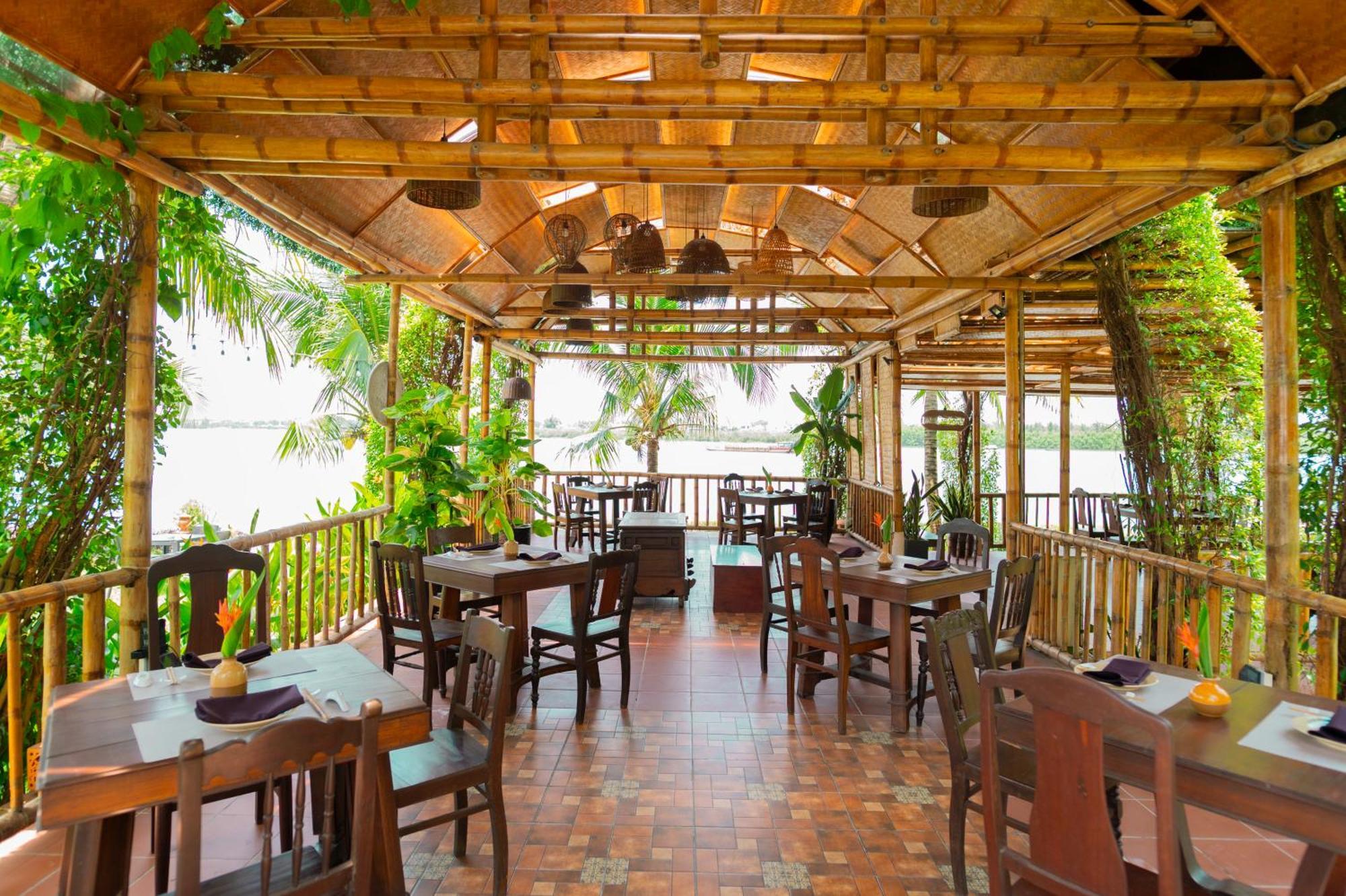Bel Marina Hoi An Resort Экстерьер фото The restaurant at the resort