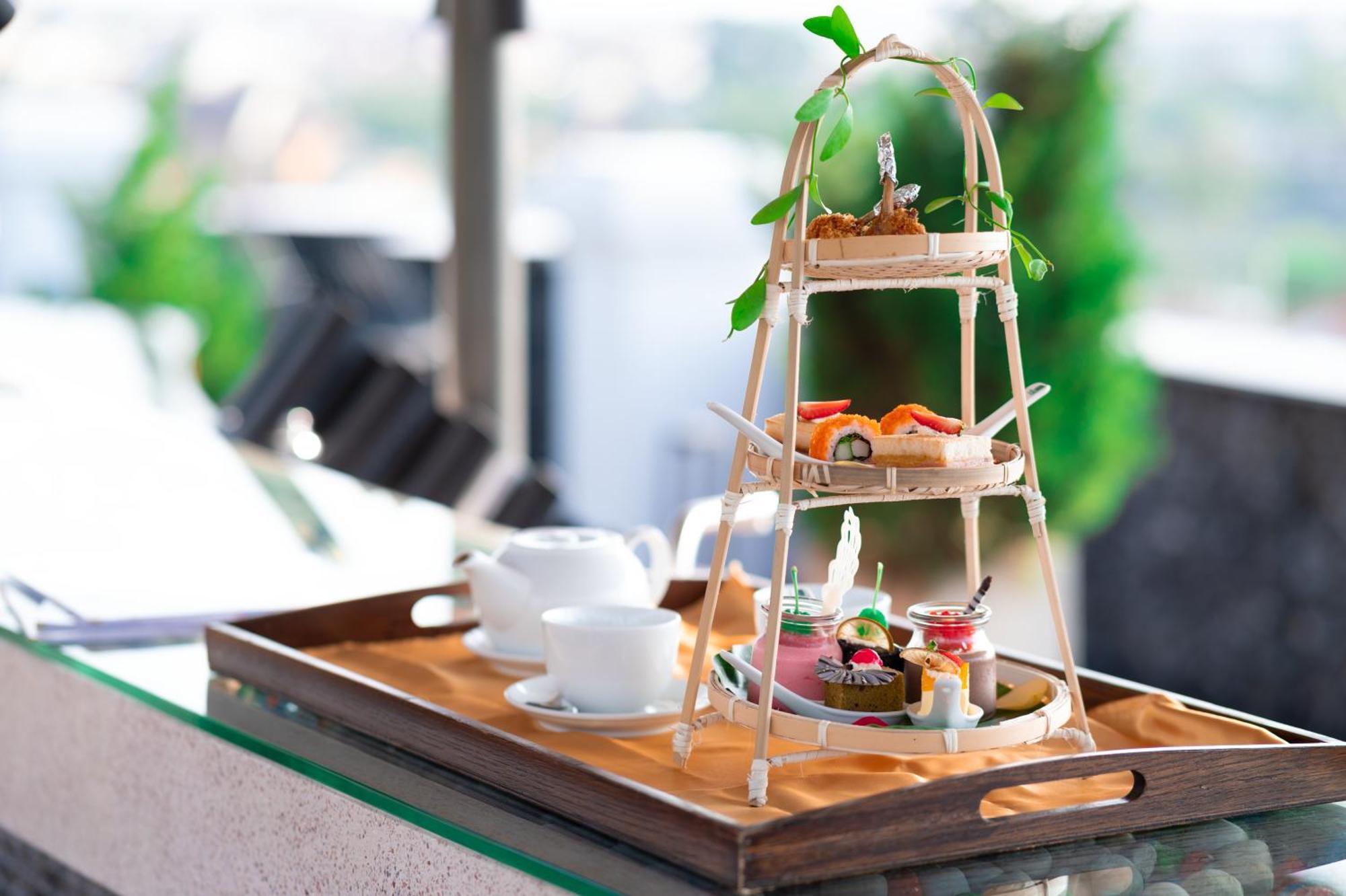 Bel Marina Hoi An Resort Экстерьер фото Afternoon tea at the Mandarin Oriental, Bangkok